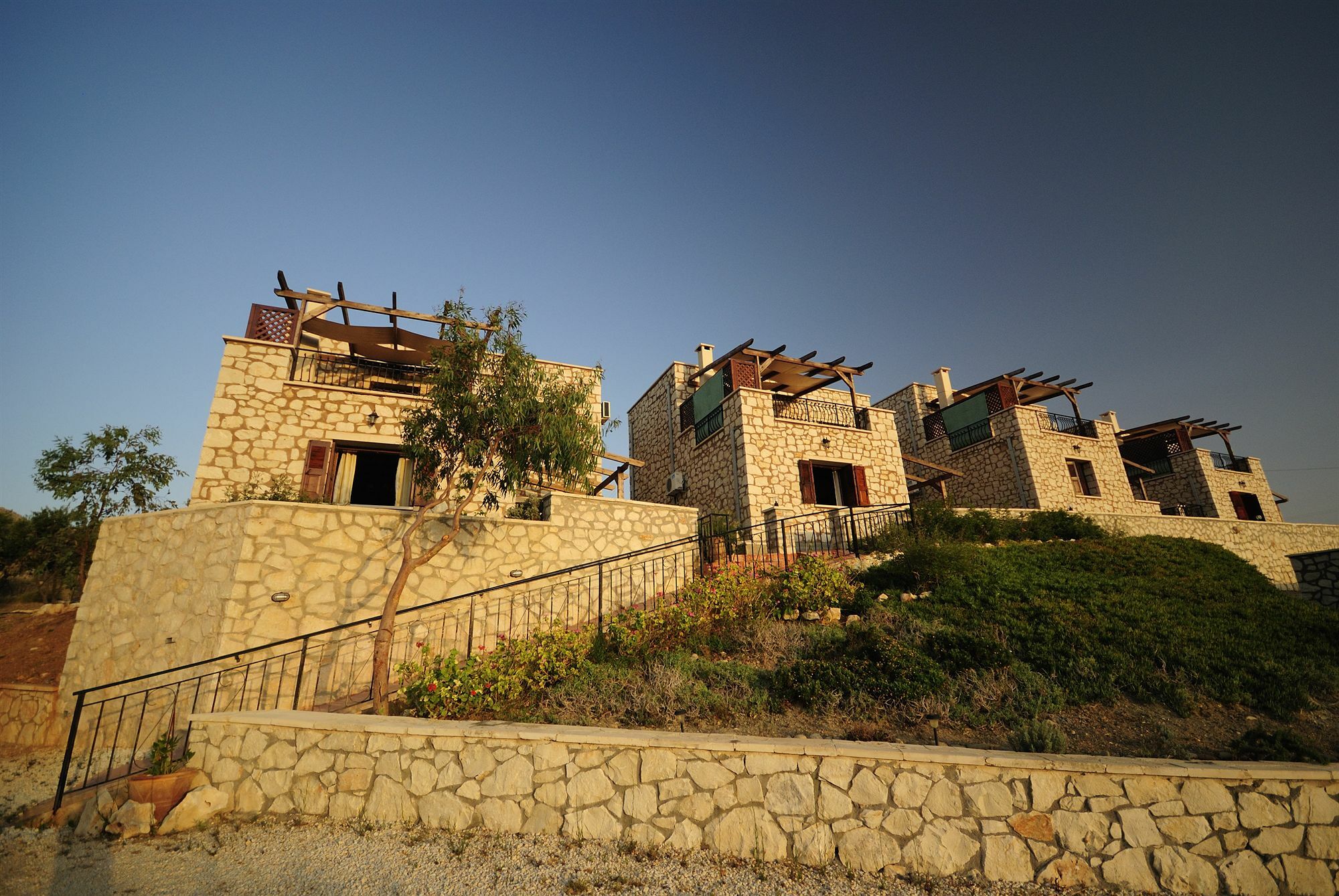 Ville Du Soleil - Exclusive Homes With Rustic Charm And Sensational Views Of The Mediterranean Sea Makry Gialos  Exterior photo